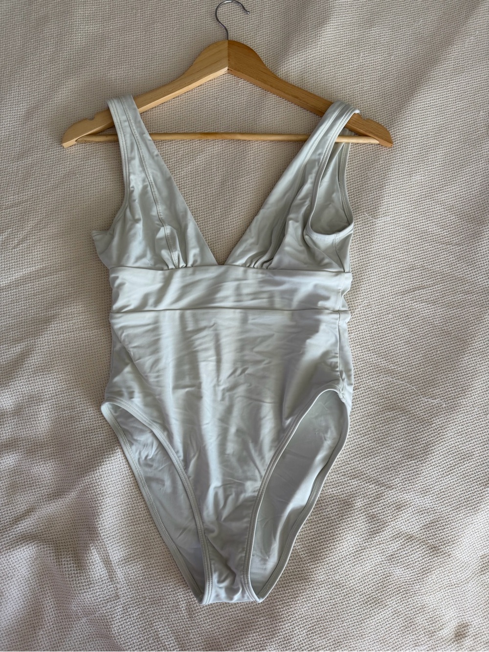 Quince White Italian Plunge One-Piece Bathingsuit - Picture 2 of 6